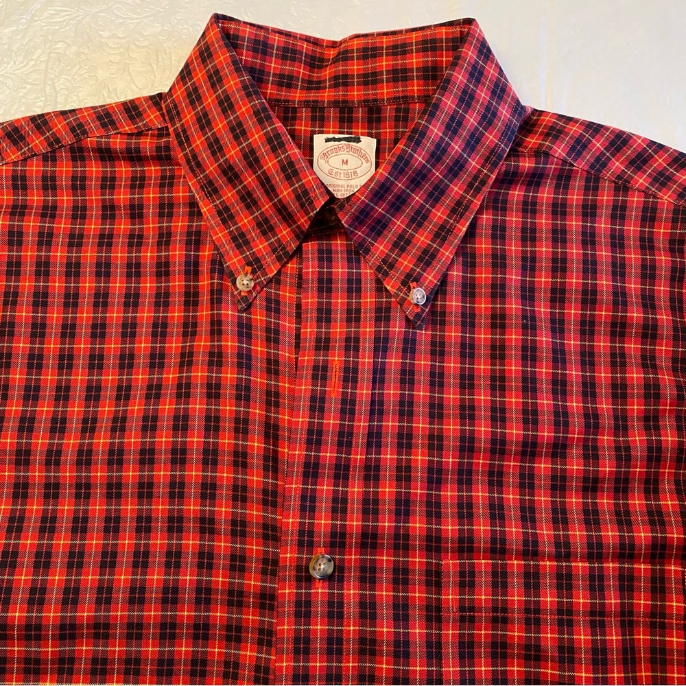 Brooks Brothers Men’s Long Sleeve Button Down Shirt- Size M- Red/Black/Yellow